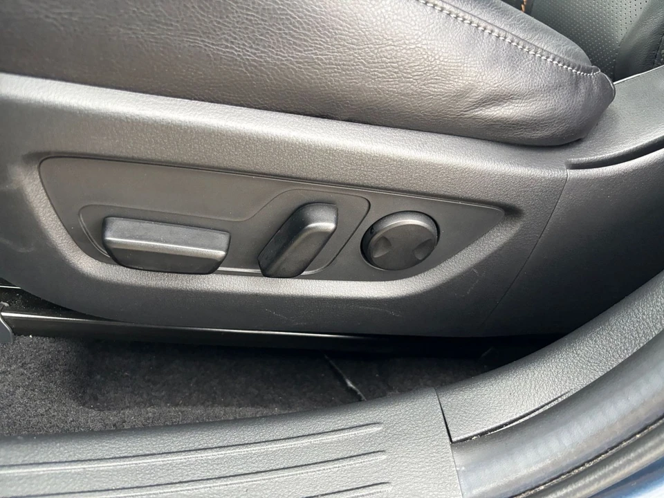 2025 Mazda CX-50 - Image 20 of 31