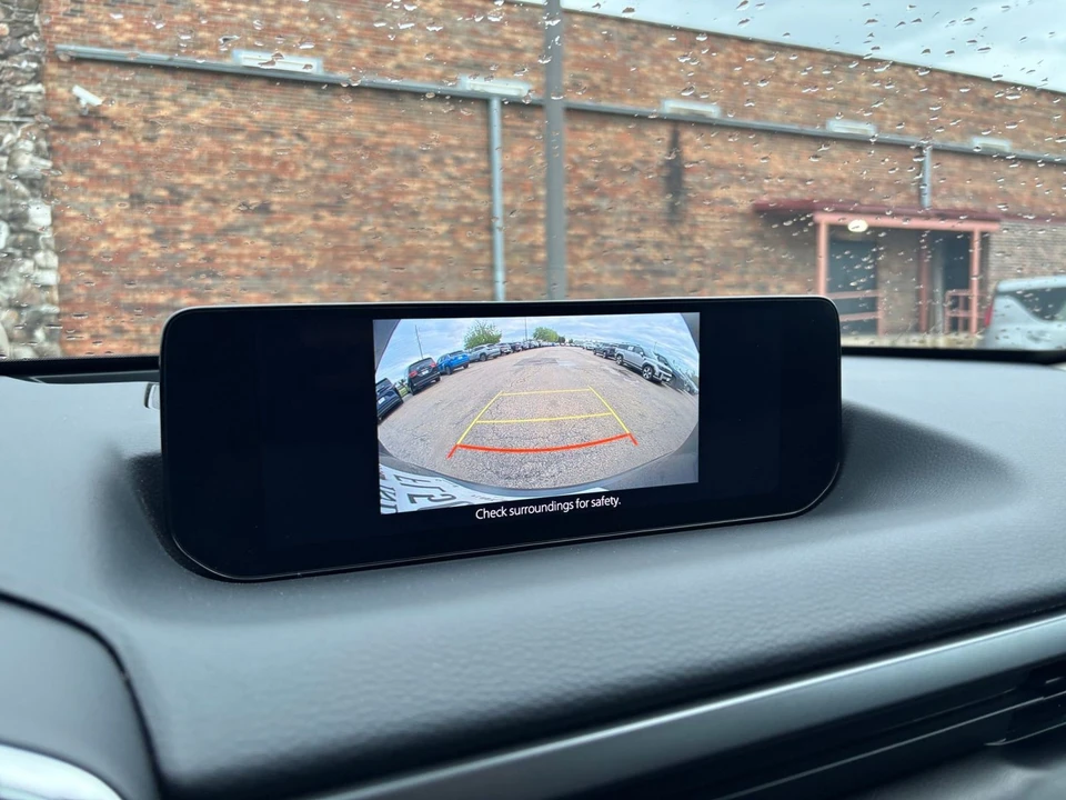 2025 Mazda CX-50 - Image 22 of 31