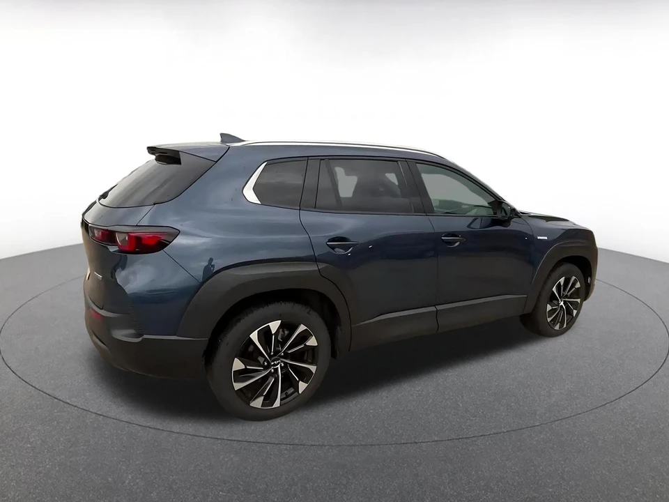 2025 Mazda CX-50 - Image 17 of 31
