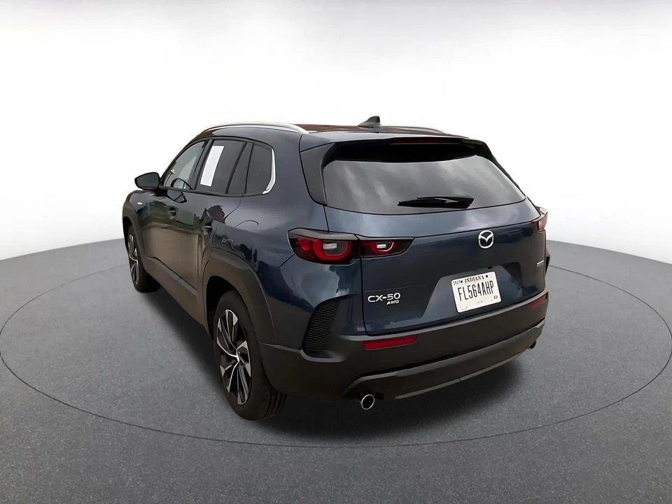 2025 Mazda CX-50 - Image 11 of 31