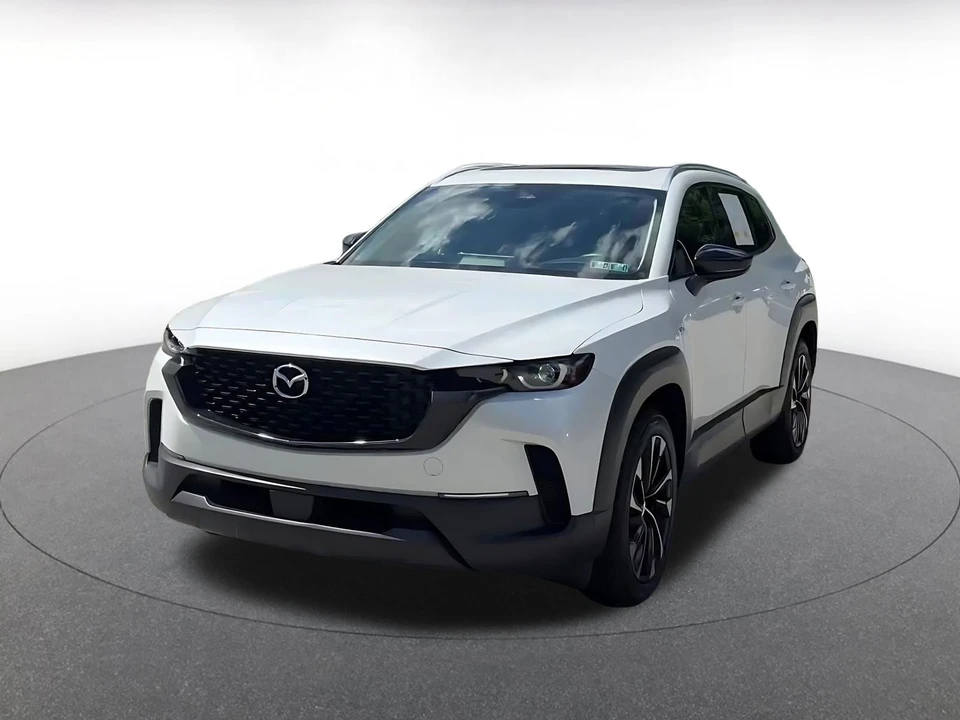 2025 Mazda CX-50 - Image 8 of 31
