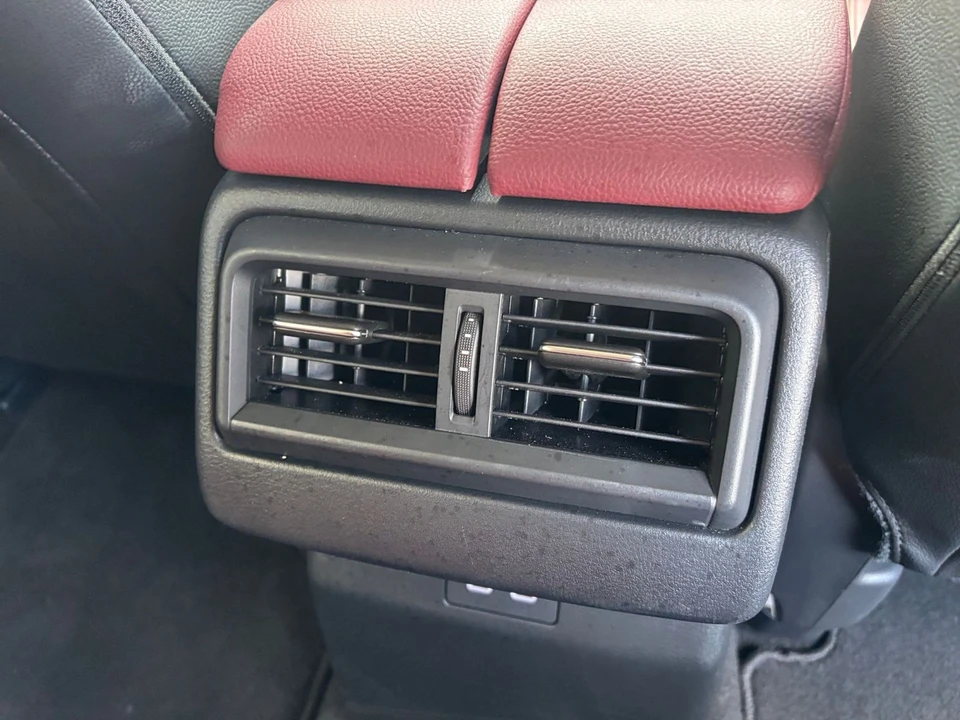 2025 Mazda - Image 22 of 31