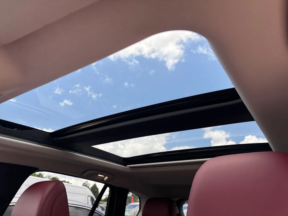 2025 Mazda - Image 27 of 31