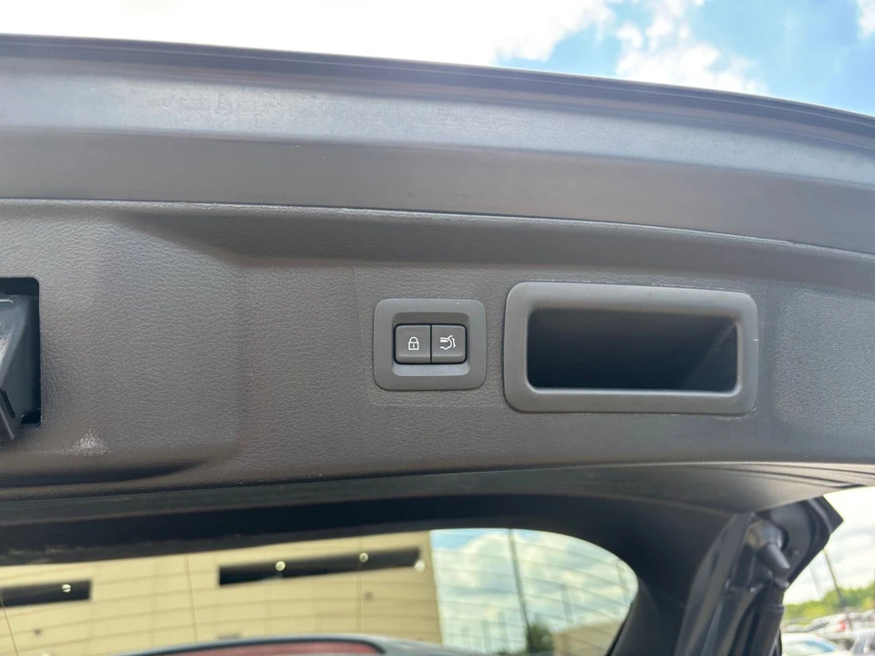 2025 Mazda - Image 21 of 31
