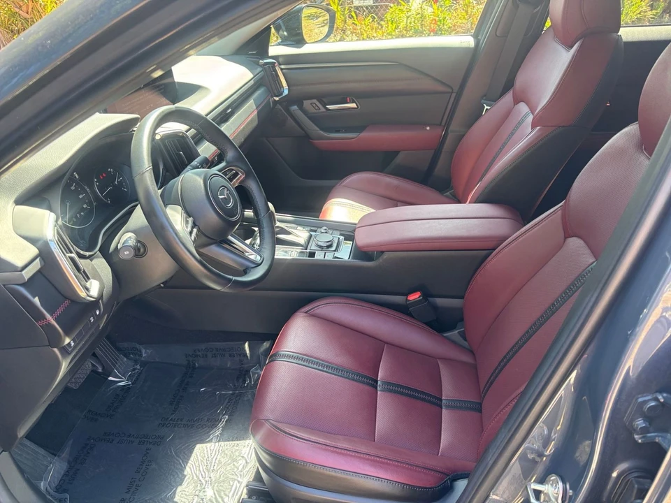 2025 Mazda CX-50 - Image 27 of 31