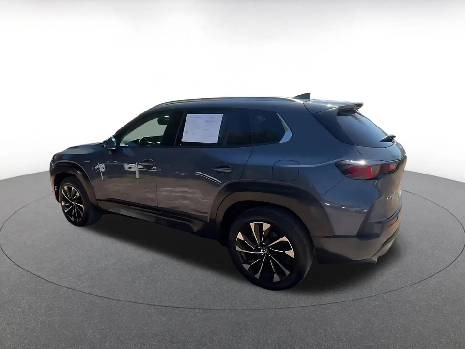 2025 Mazda CX-50 - Image 9 of 31