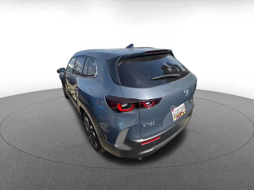 2025 Mazda CX-50 - Image 5 of 10