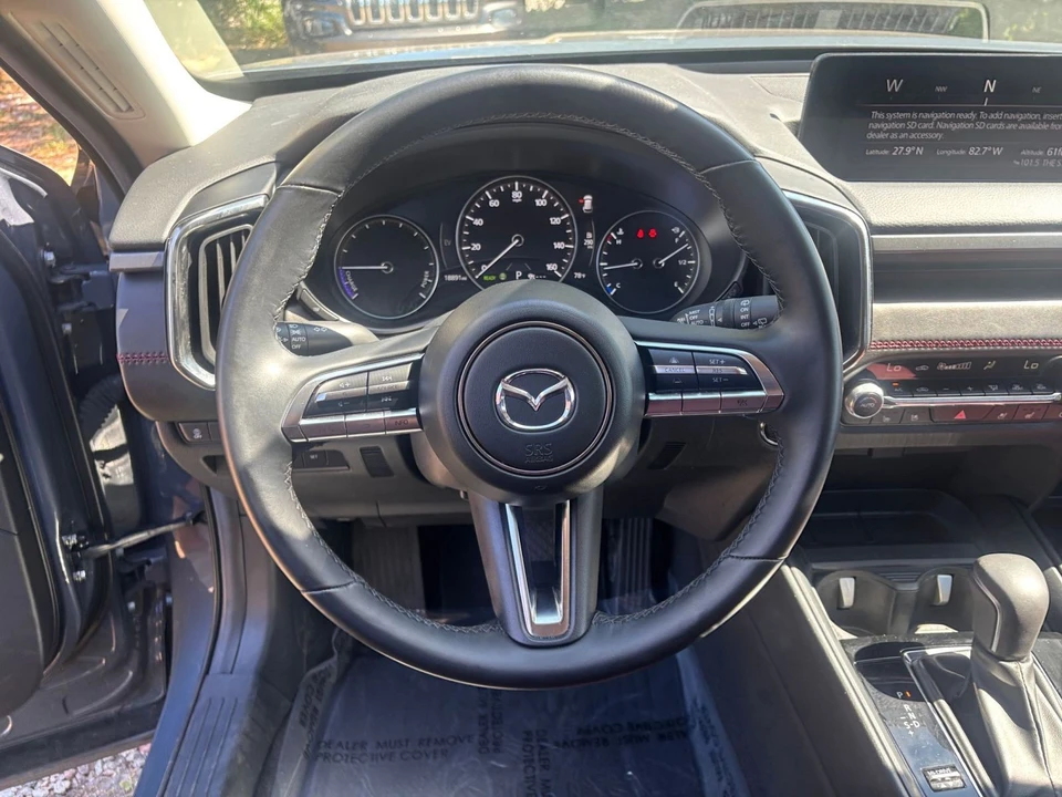 2025 Mazda CX-50 - Image 26 of 31
