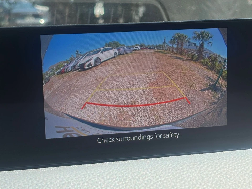 2025 Mazda CX-50 - Image 30 of 31