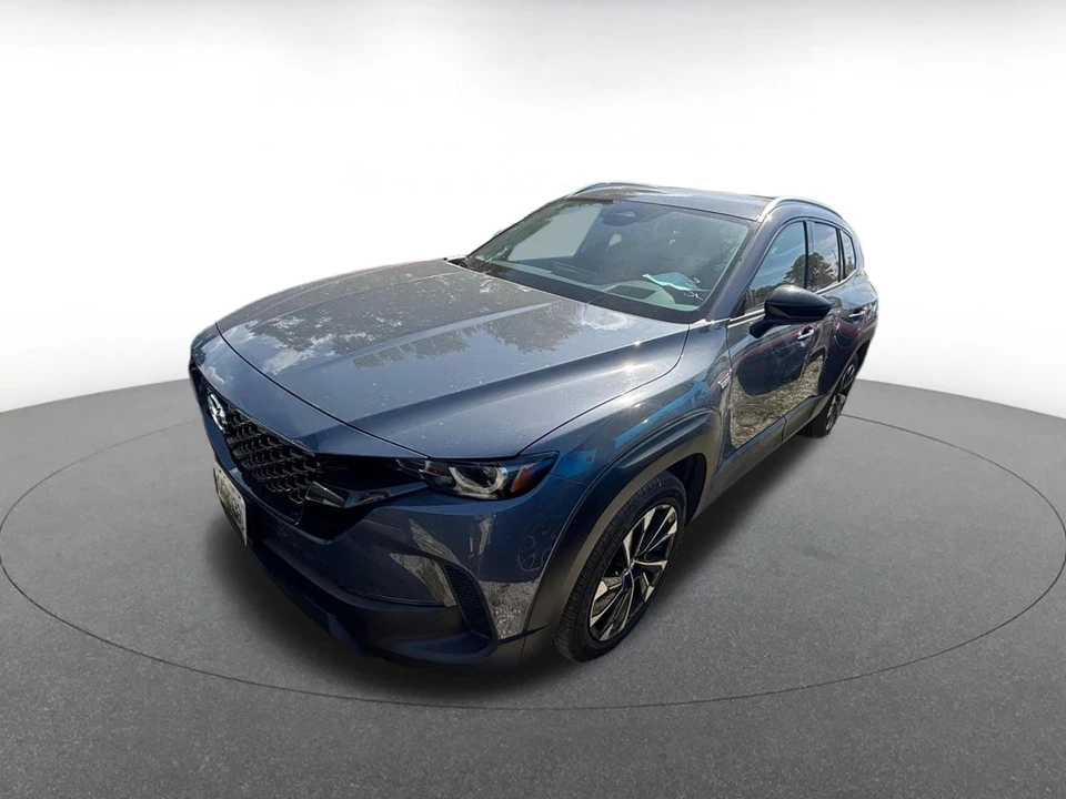 2025 Mazda CX-50 - Image 3 of 10