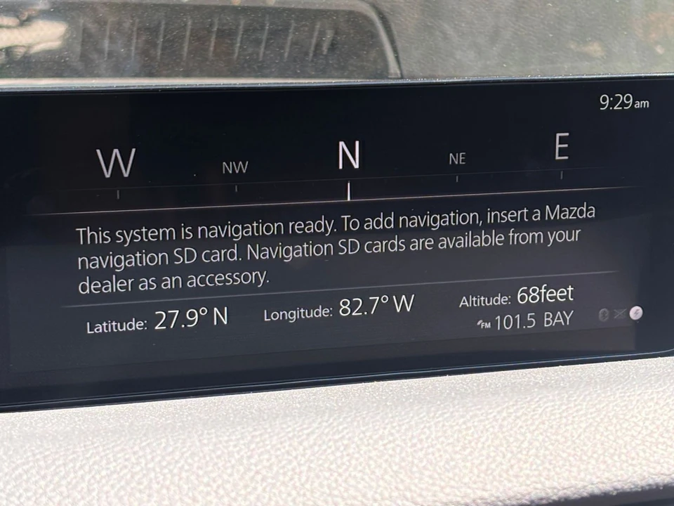 2025 Mazda CX-50 - Image 22 of 31