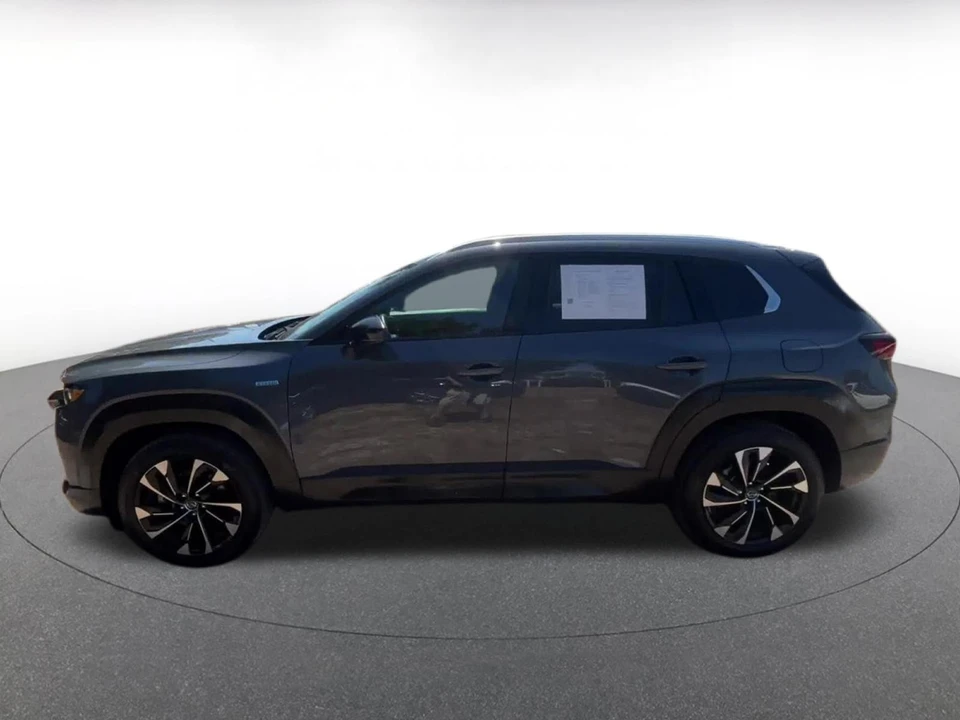 2025 Mazda CX-50 - Image 8 of 31