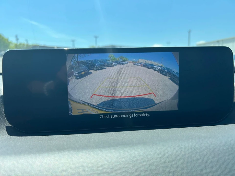 2025 Mazda CX-50 - Image 22 of 31