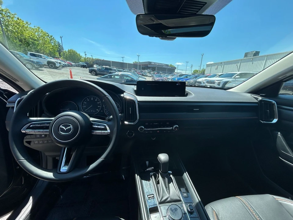 2025 Mazda CX-50 - Image 30 of 31