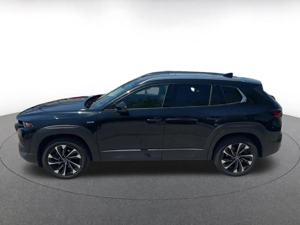 2025 Mazda CX-50 - Image 7 of 31