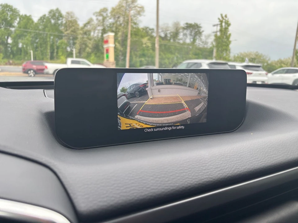 2025 Mazda CX-50 - Image 27 of 31