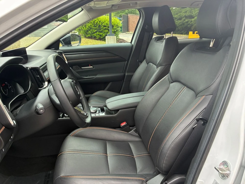 2025 Mazda - Image 27 of 31