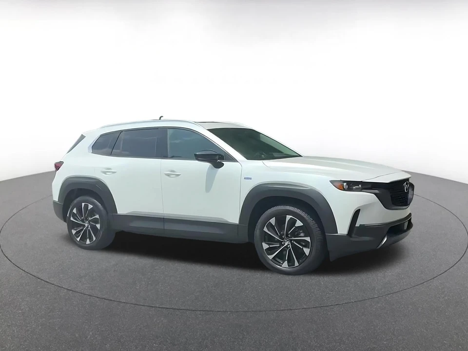 2025 Mazda CX-50 - Image 2 of 31