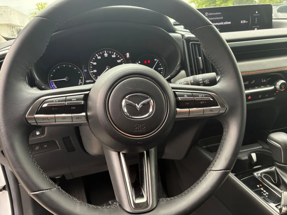 2025 Mazda CX-50 - Image 26 of 31