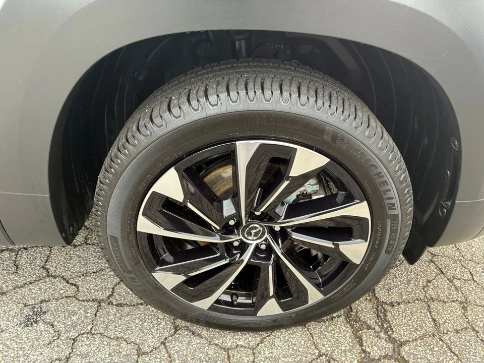 2025 Mazda CX-50 - Image 29 of 31