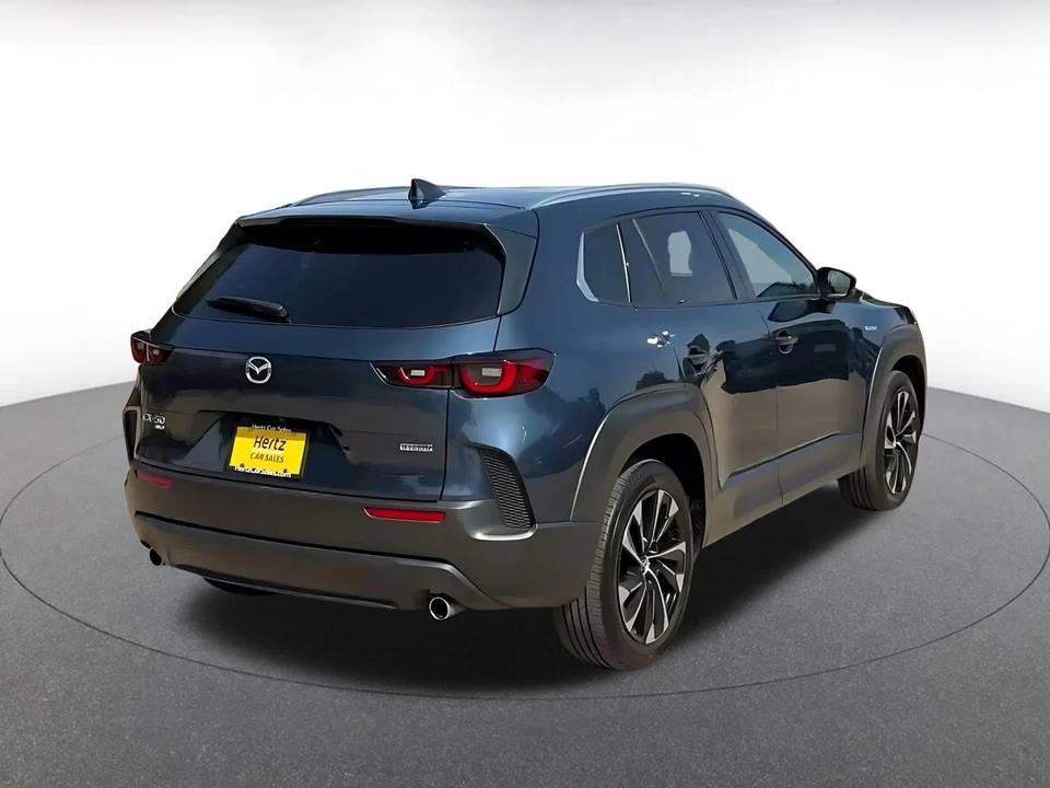 2025 Mazda CX-50 - Image 16 of 31