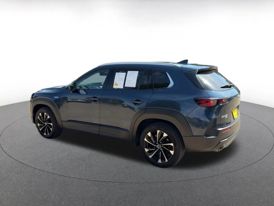 2025 Mazda CX-50 - Image 12 of 31