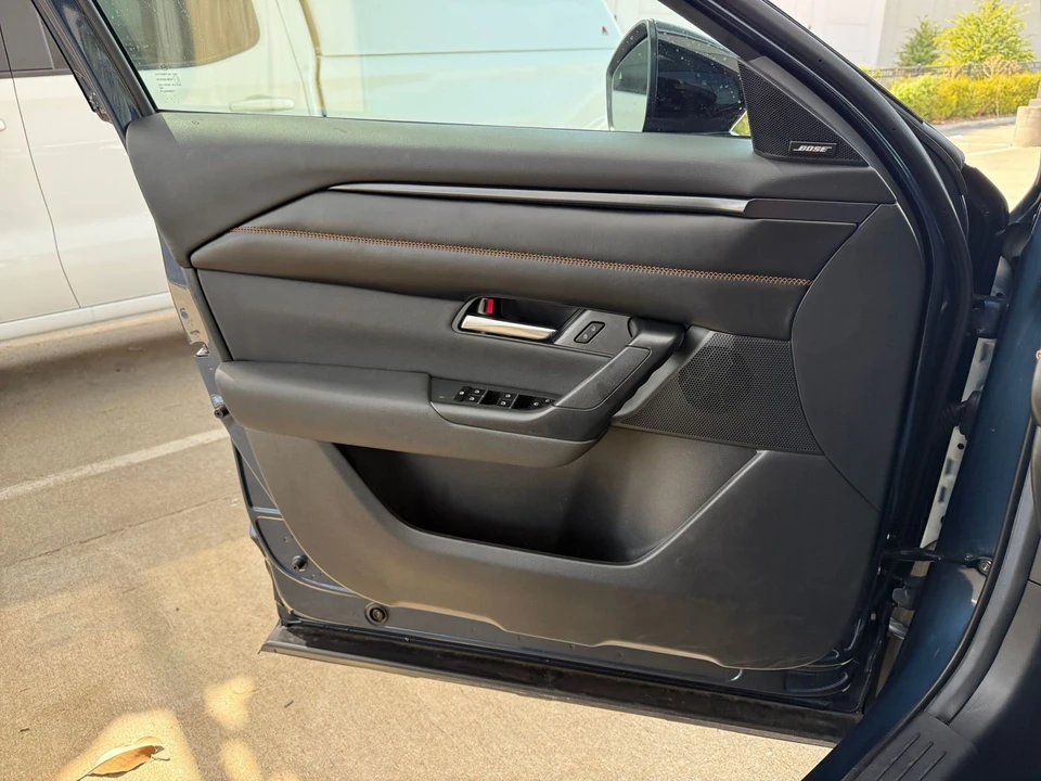 2025 Mazda CX-50 - Image 20 of 31