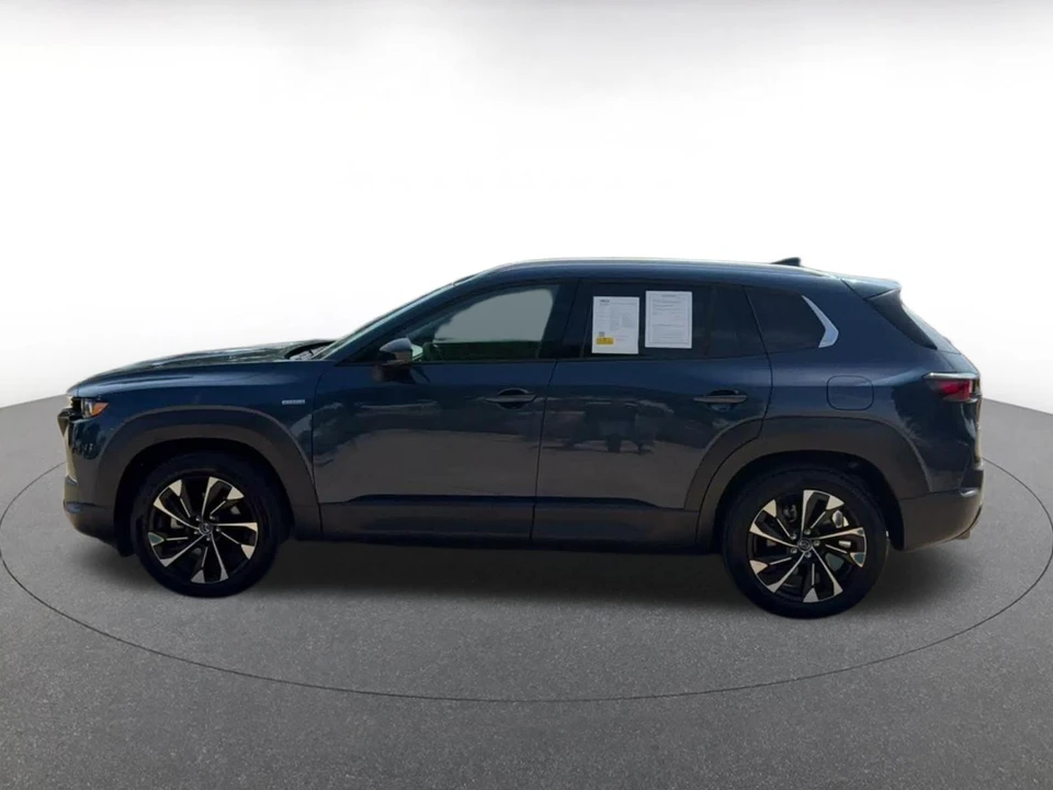 2025 Mazda CX-50 - Image 11 of 31