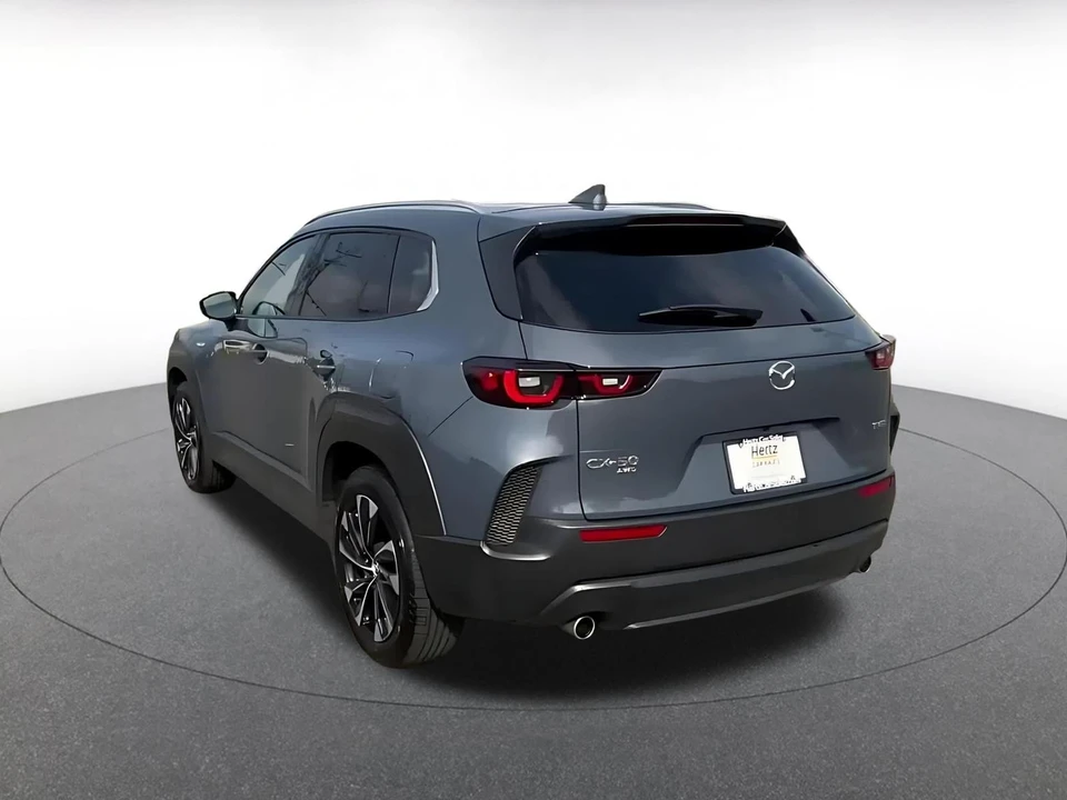 2025 Mazda CX-50 - Image 13 of 31
