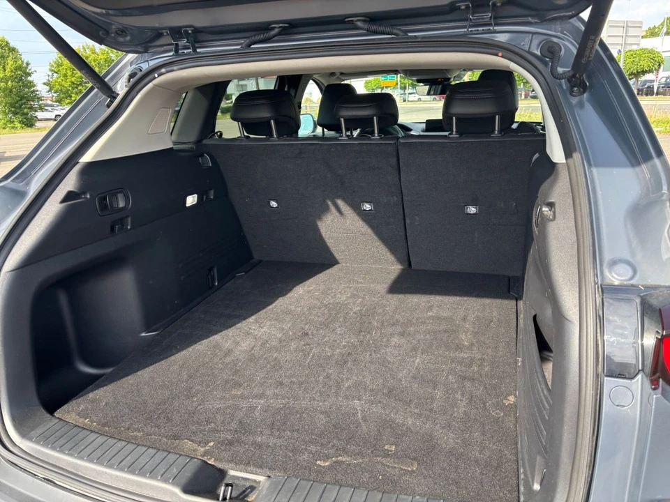 2025 Mazda CX-50 - Image 27 of 31