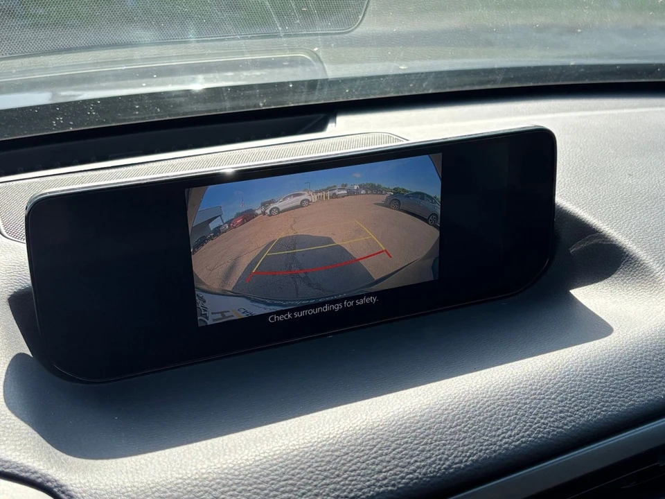 2025 Mazda CX-50 - Image 22 of 31