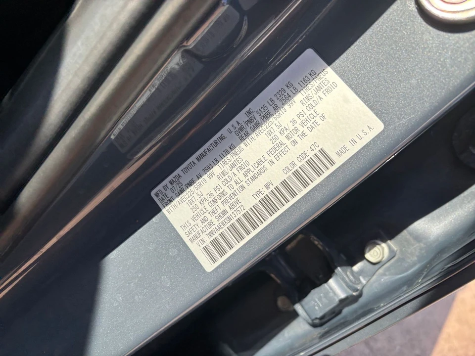 2025 Mazda CX-50 - Image 27 of 31