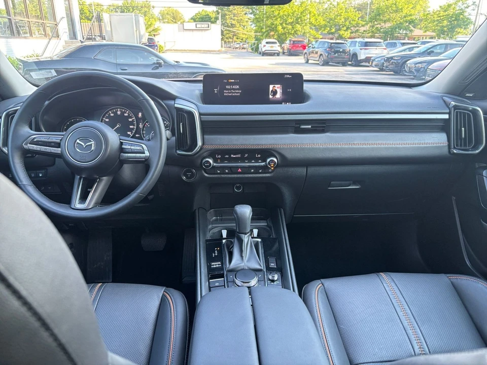 2025 Mazda CX-50 - Image 29 of 31