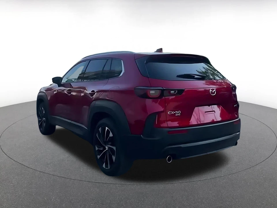 2025 Mazda CX-50 - Image 7 of 31