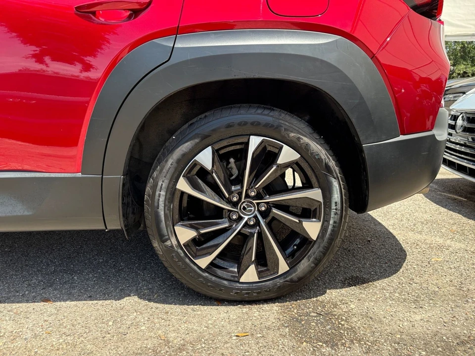 2025 Mazda CX-50 - Image 29 of 31