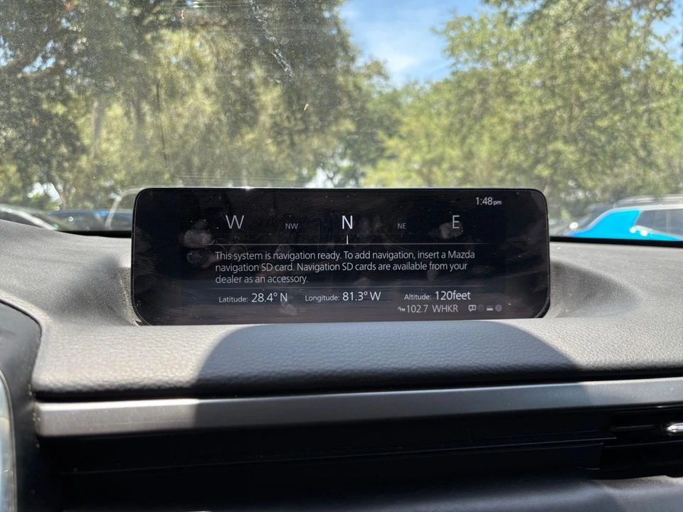 2025 Mazda CX-50 - Image 22 of 31