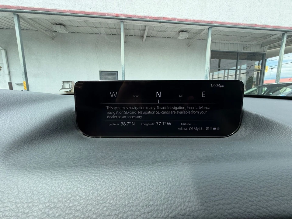 2025 Mazda CX-50 - Image 21 of 31
