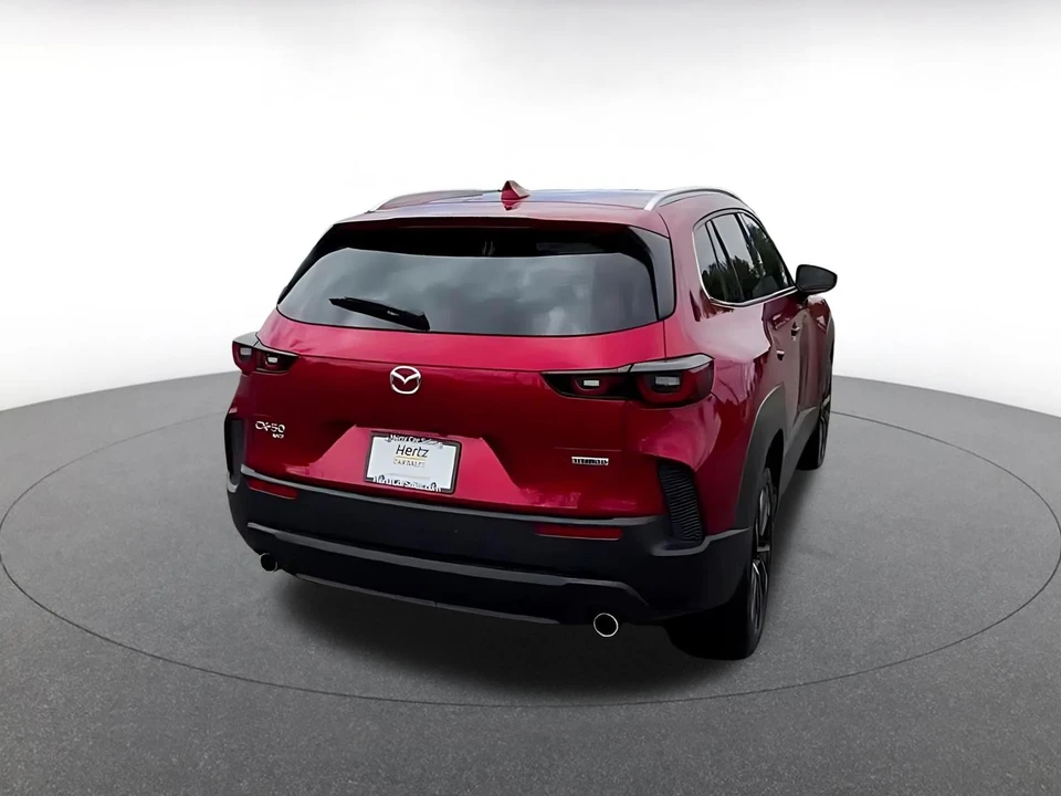 2025 Mazda CX-50 - Image 15 of 31