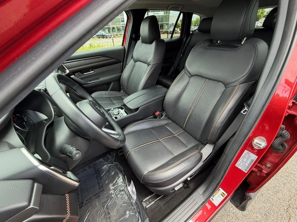 2025 Mazda CX-50 - Image 30 of 31