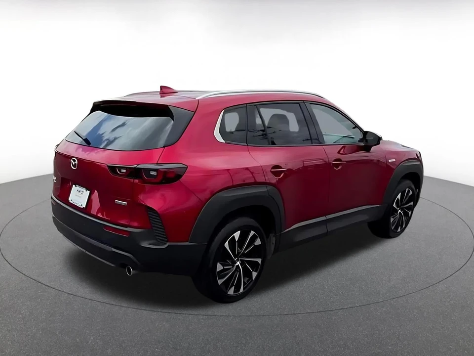 2025 Mazda CX-50 - Image 16 of 31