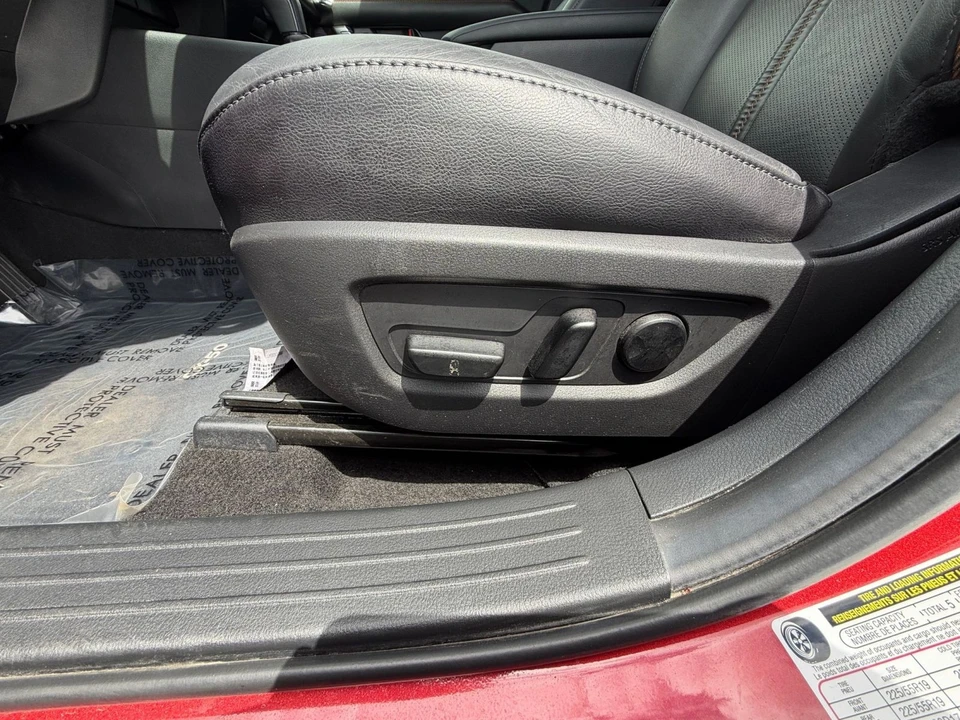 2025 Mazda CX-50 - Image 24 of 31