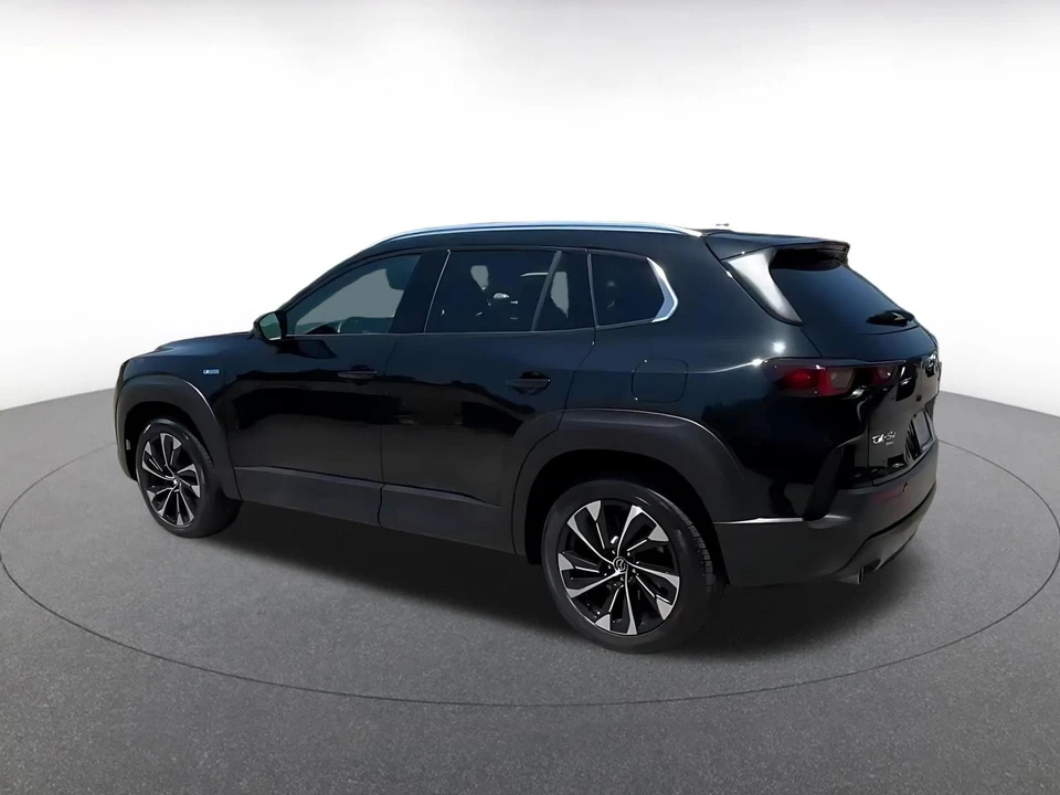 2025 Mazda CX-50 - Image 12 of 31