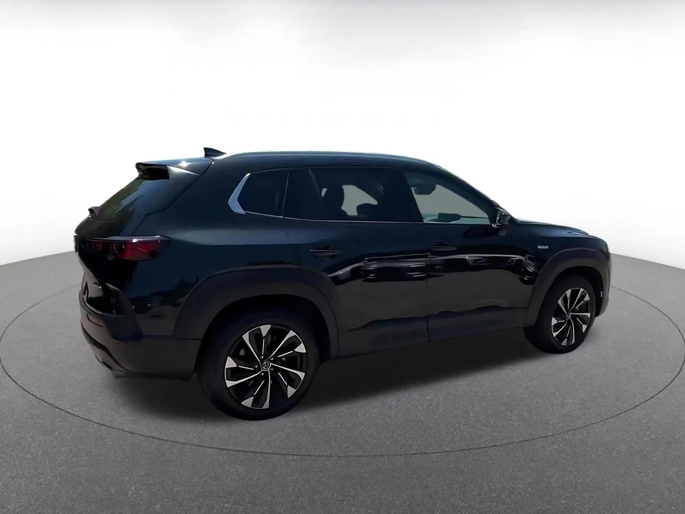 2025 Mazda CX-50 - Image 13 of 31