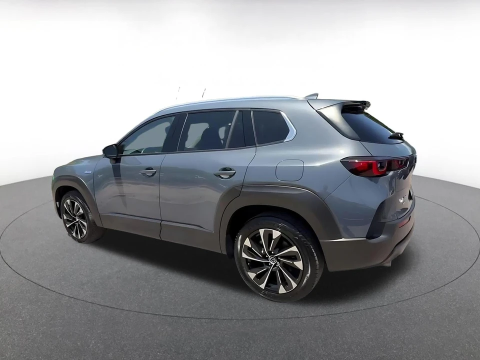 2025 Mazda CX-50 - Image 8 of 31
