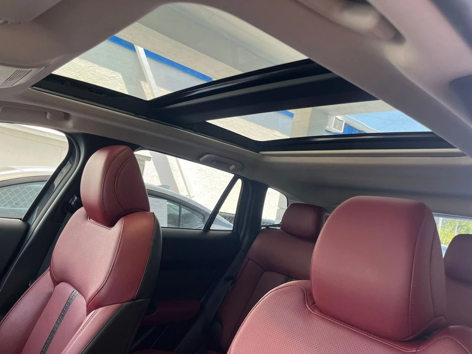 2025 Mazda CX-50 - Image 25 of 31