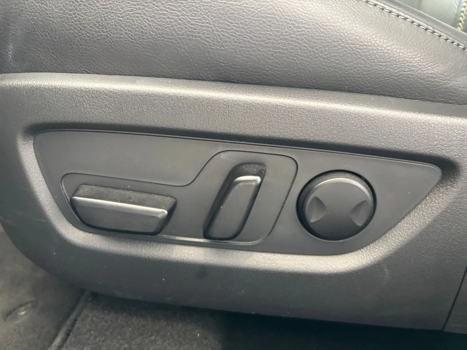 2025 Mazda CX-50 - Image 18 of 31
