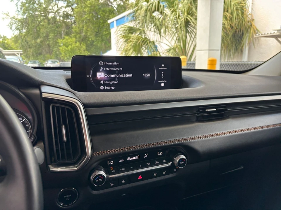 2025 Mazda CX-50 - Image 16 of 31