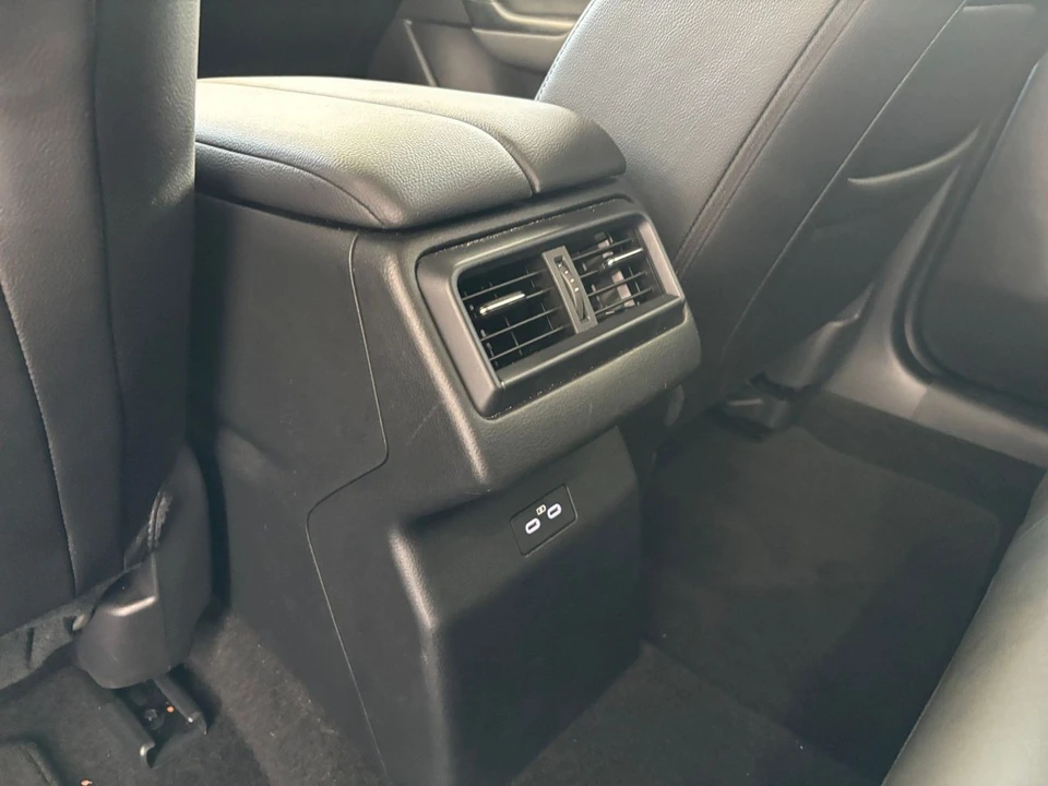 2025 Mazda CX-50 - Image 20 of 31