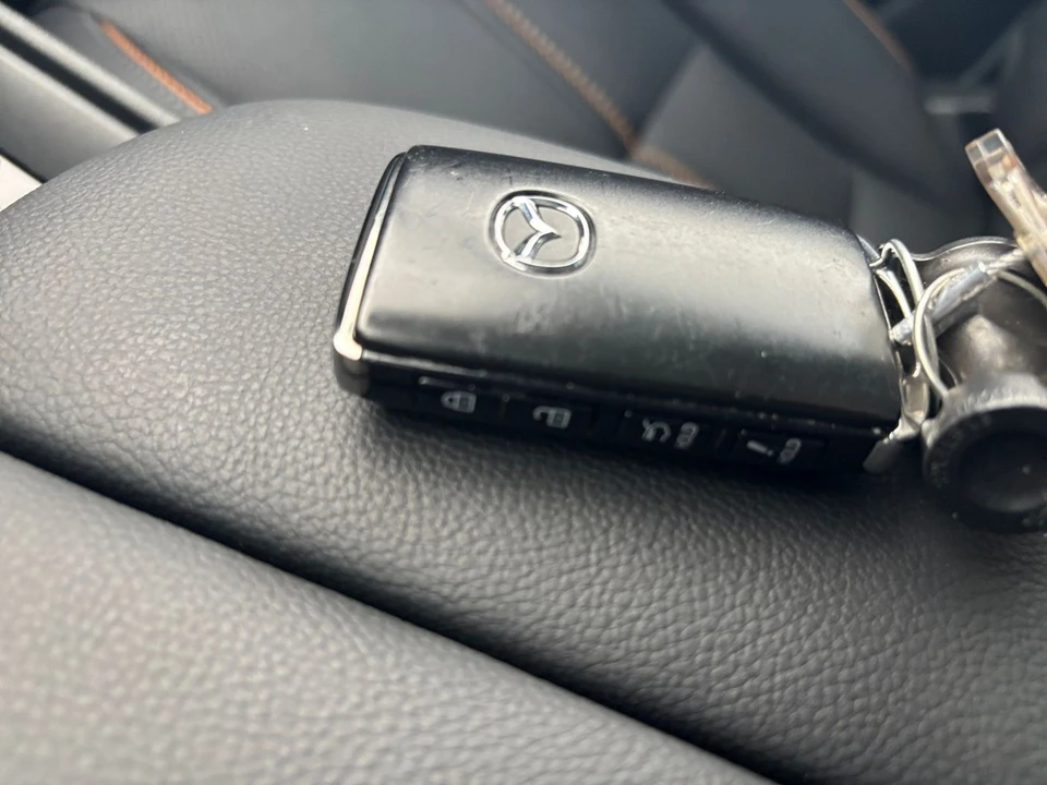 2025 Mazda CX-50 - Image 24 of 31