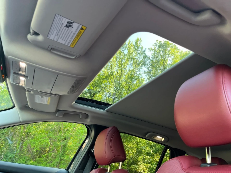 2025 Mazda CX-50 - Image 25 of 31